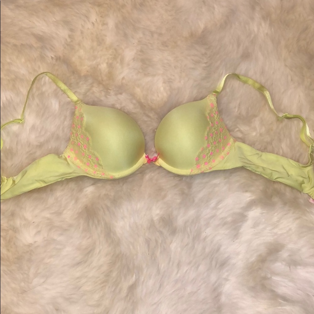 Victoria’s Secret | neon bra with lace decal